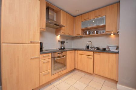 1 bedroom flat to rent - Photo 3