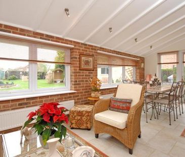 3 bedroom detached house to rent - Photo 5