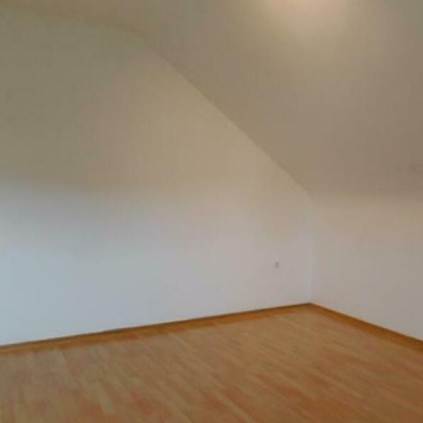 Saar-Mosel Stadt Konz - 2,5 Zimmer Whg. mit Gartennutzung im Zentrumsnähe - Photo 1