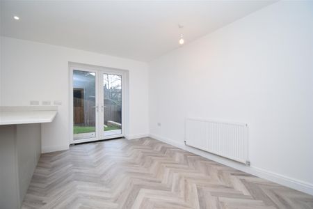 Headland Lane, Earlsheaton, Dewsbury - Photo 2