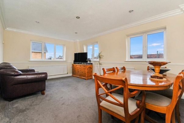 2 bedroom penthouse to rent - Photo 1