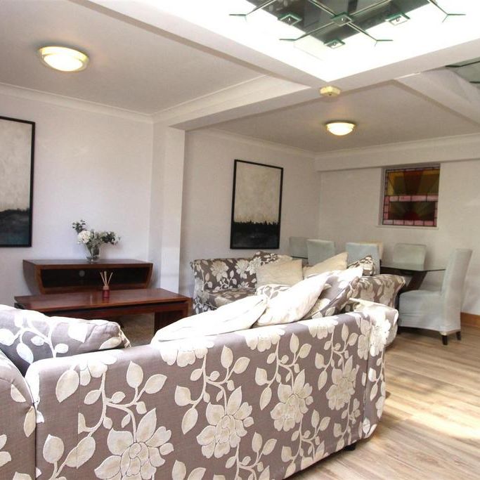 2 bedroom house to rent - Photo 1