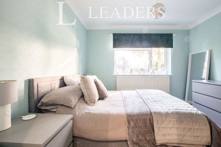 1 bedroom apartment to rent Albert Road, Ferndown, BH22 - Photo 3