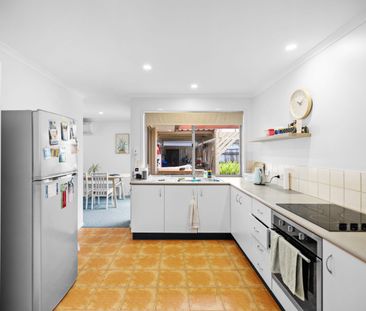 Relaxed Coastal Living - Wurtulla - Photo 5