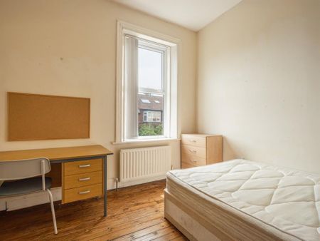 6 bedroom terraced house to rent - Photo 5