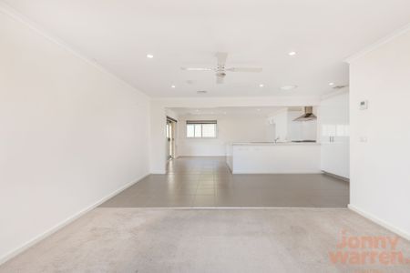 9 Kinsella Street, Karabar NSW 2620 - House For Rent | Domain - Photo 3