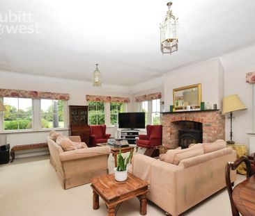 4 bedroom semi-detached house to rent - Photo 4