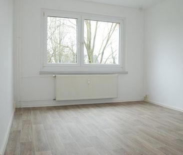 2-Raum-Wohnung mit offener Küche - Photo 1