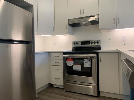 For Lease - 23 Thomas Frisby Jr Crescent, Markham, Ontario - Photo 5