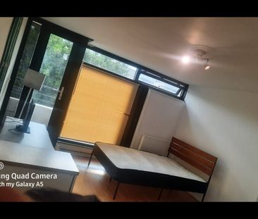 Studio Flat, Broadfield Lane, NW1 - Photo 3