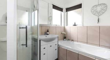 Family Home - Greenmeadows - Photo 5