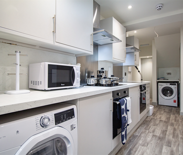 1 bedroom in a house share to rent - Photo 6