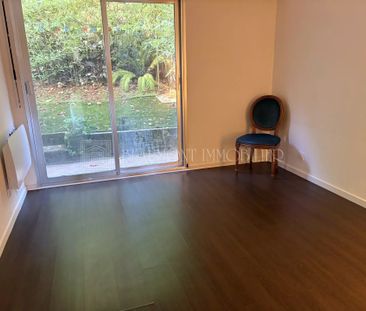 Location Appartement 3 pièces 82m² NICE 06300 - Photo 2