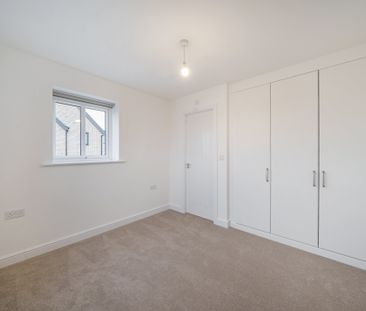 Kingfisher Drive, Northampton - Photo 3