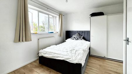 3 bedroom house to rent - Photo 3