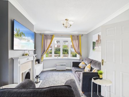 3 bedroom semi-detached house to rent - Photo 3