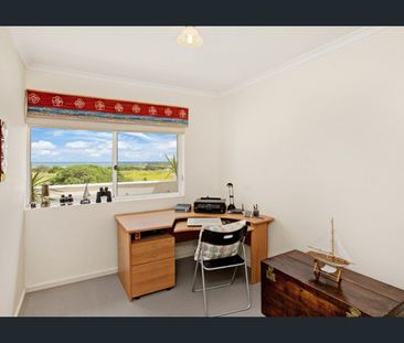 Townhouse with Absolute Beachfront - Photo 3