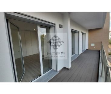 3 room luxury Flat for rent in Quinta das Marianas (Parede), Cascai... - Photo 3