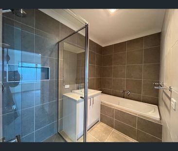 11 Woko Walk, Wollert, Vic 3750 - Photo 3