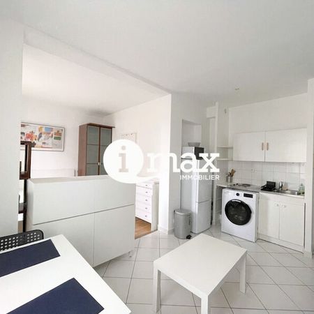 Location Appartement COURBEVOIE - - Photo 3