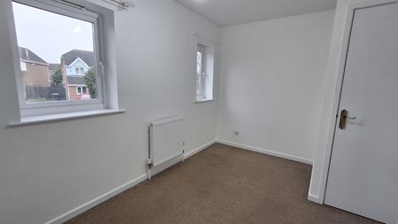 Eagle Drive, Sleaford - Photo 5