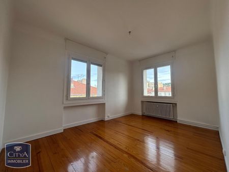 Location Appartement 3 pièces 73m² ST ETIENNE 42100 - Photo 3