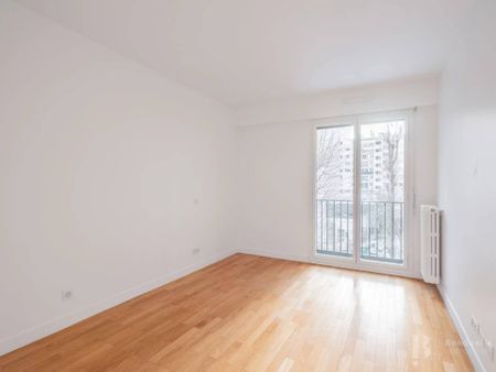 Rental Apartment Paris 15th Grenelle - Photo 5