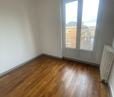 Appartement de type F3 rénové centre-ville - Photo 6