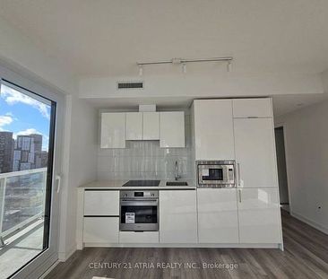 BRAND NEW NEVER LIVED IN 2 BEDS 2 BATHS CORNER UNIT - Photo 3