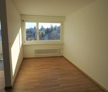 Zentral gelegene 1 ½ Zimmerwohnung nahe Bahnhof Adliswil - Foto 1