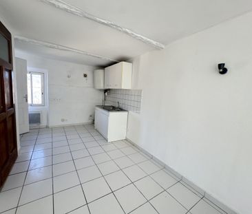 Location Appartement 1 pièce 35m² TOURVES 83170 - Photo 4