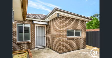 Luxurious and Near New Granny Flat! - Photo 2