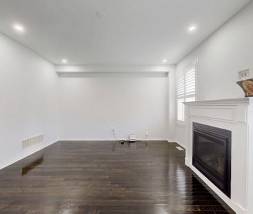 For Lease - 2385 Dress Circle Crescent Unit# Main & 2nd Flr, Oshawa... - Photo 2