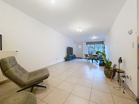 Gelijkvloers, 1 slaapkamer appartement centrum Bree - Photo 3