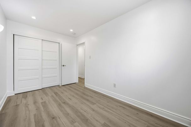 For Lease - 249 Hodgson Drive, Newmarket, Ontario - Photo 1