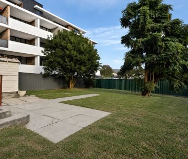 Spacious Character Home in a Highly Convenient Setting - Photo 3