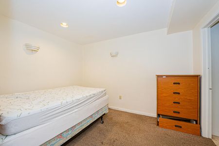 For Lease - 34 RIVER GROVE Drive Unit# Basement, Toronto, Ontario - Photo 5