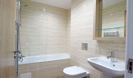 4-Bedroom City Centre Apartment in Sheffield Perfect for Students or Professionals - Photo 5