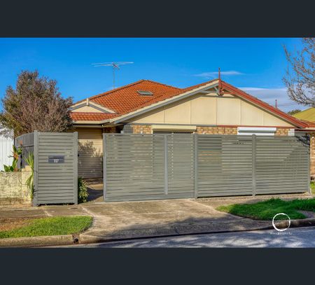 117 Gordon Street, Albert Park, SA 5014 - Photo 2