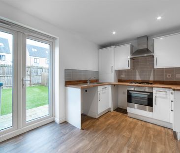 3 bed town house to rent in Greville Gardens, Great Park, NE13 - Photo 2
