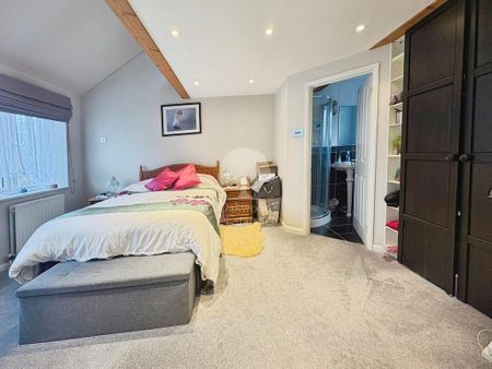 5 bedroom detached house to rent - Photo 5