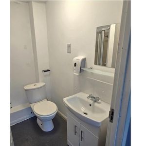 1 bedroom house to rent - Photo 2