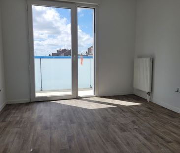 Location Appartement 4 pièces 82m² TEMPLEMARS 59175 - Photo 1