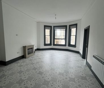 2 Bed Flat, Cambridge Road, BN3 - Photo 5