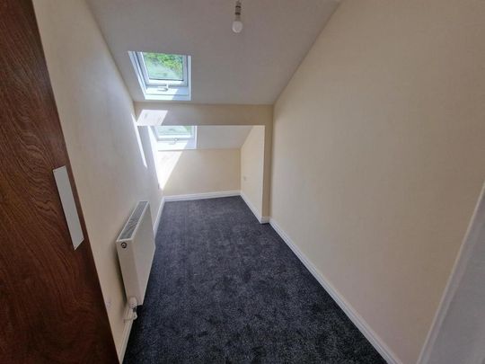 2 bedroom maisonette to rent - Photo 1