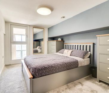 2 bedroom flat to rent - Photo 4