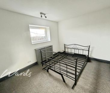 2 bedroom maisonette to rent - Photo 3