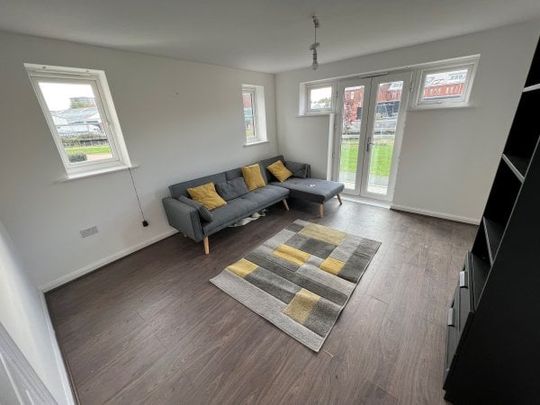 Canal View, CV1, Property for rent - Photo 1