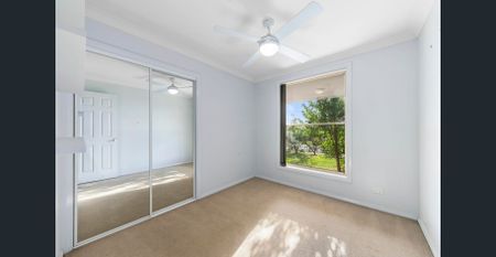 3 BEDROOM HOME - CENTRALLY LOCATED - Photo 2