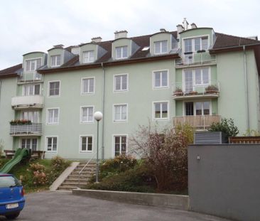 Helle 2-Zimmer-Dachgeschosswohnug - Photo 4